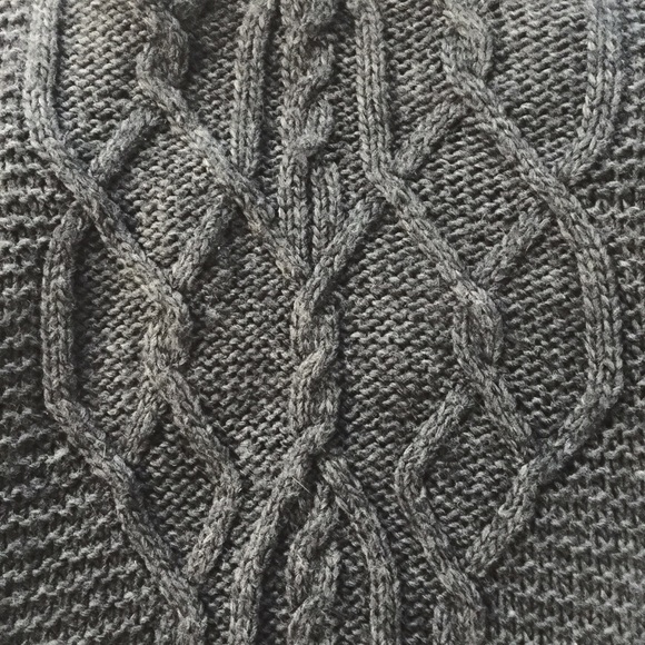 Zara sweater dress - Picture 2 of 7